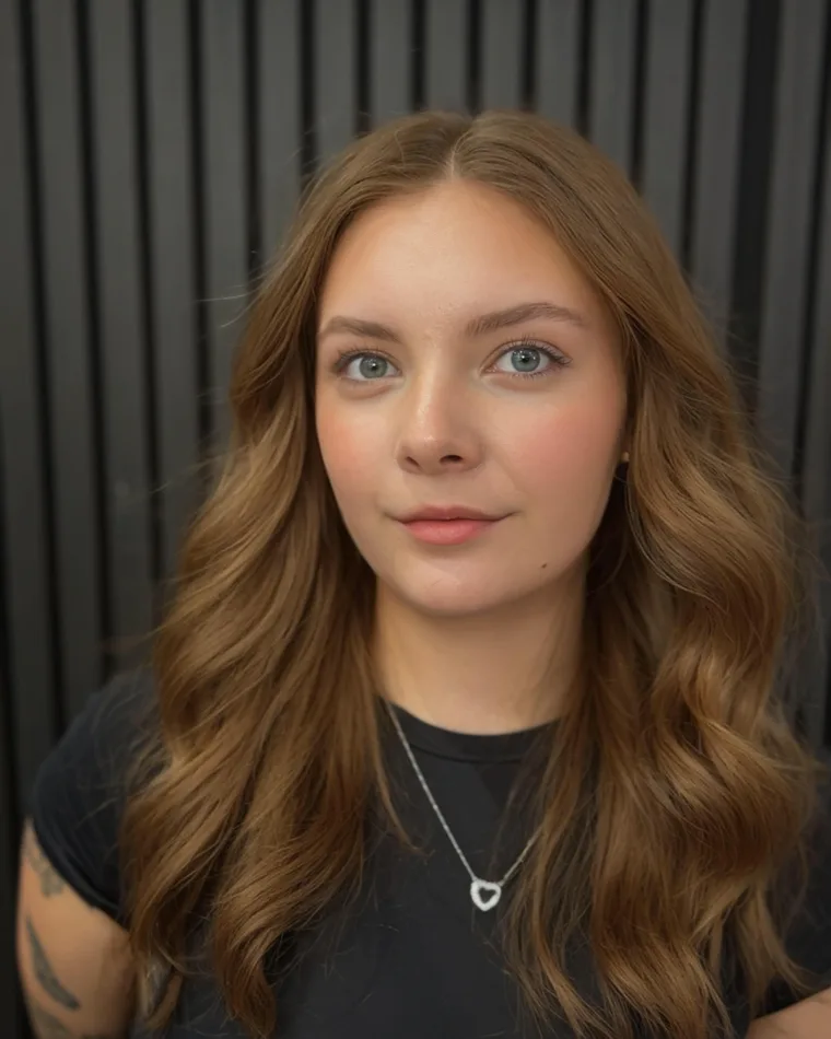 Alysha, Senior Stylist at The Darling Bar