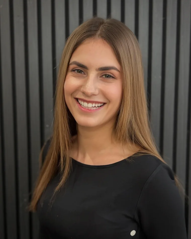 Salwa, New Talent at The Darling Bar